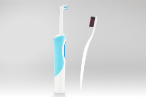 Electric vs. Traditional Toothbrushes – Which Is the Best Option?
